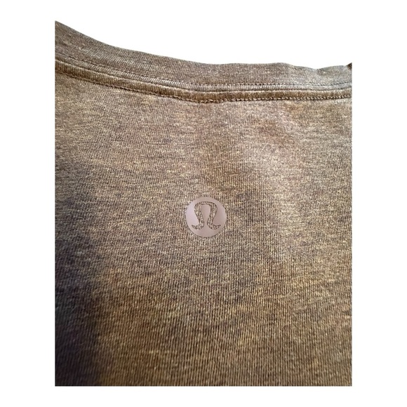 Lululemon Love Crewneck T-Shirt - Size 14 - Picture 4 of 8